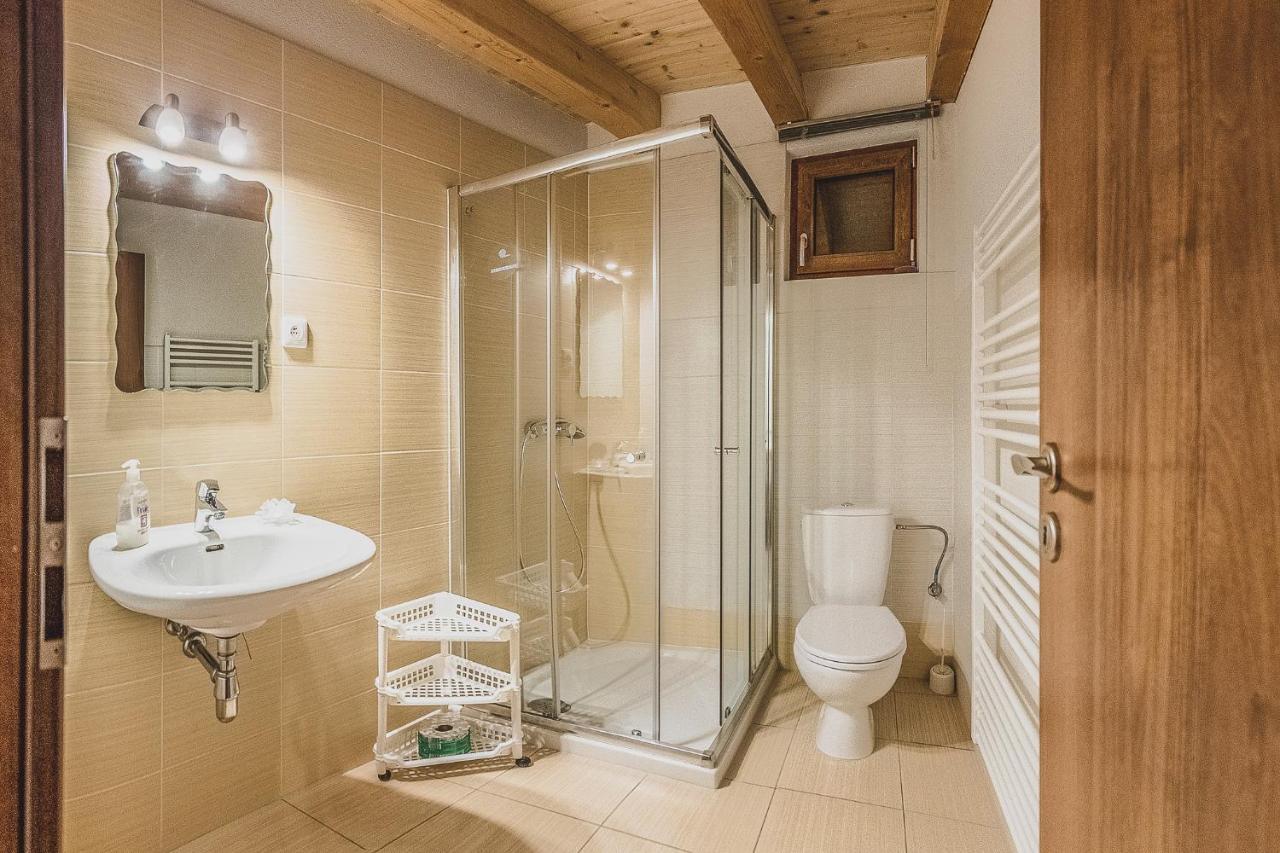 Apartmany A Studia Villa Flora Liptovska Sielnica Exterior photo