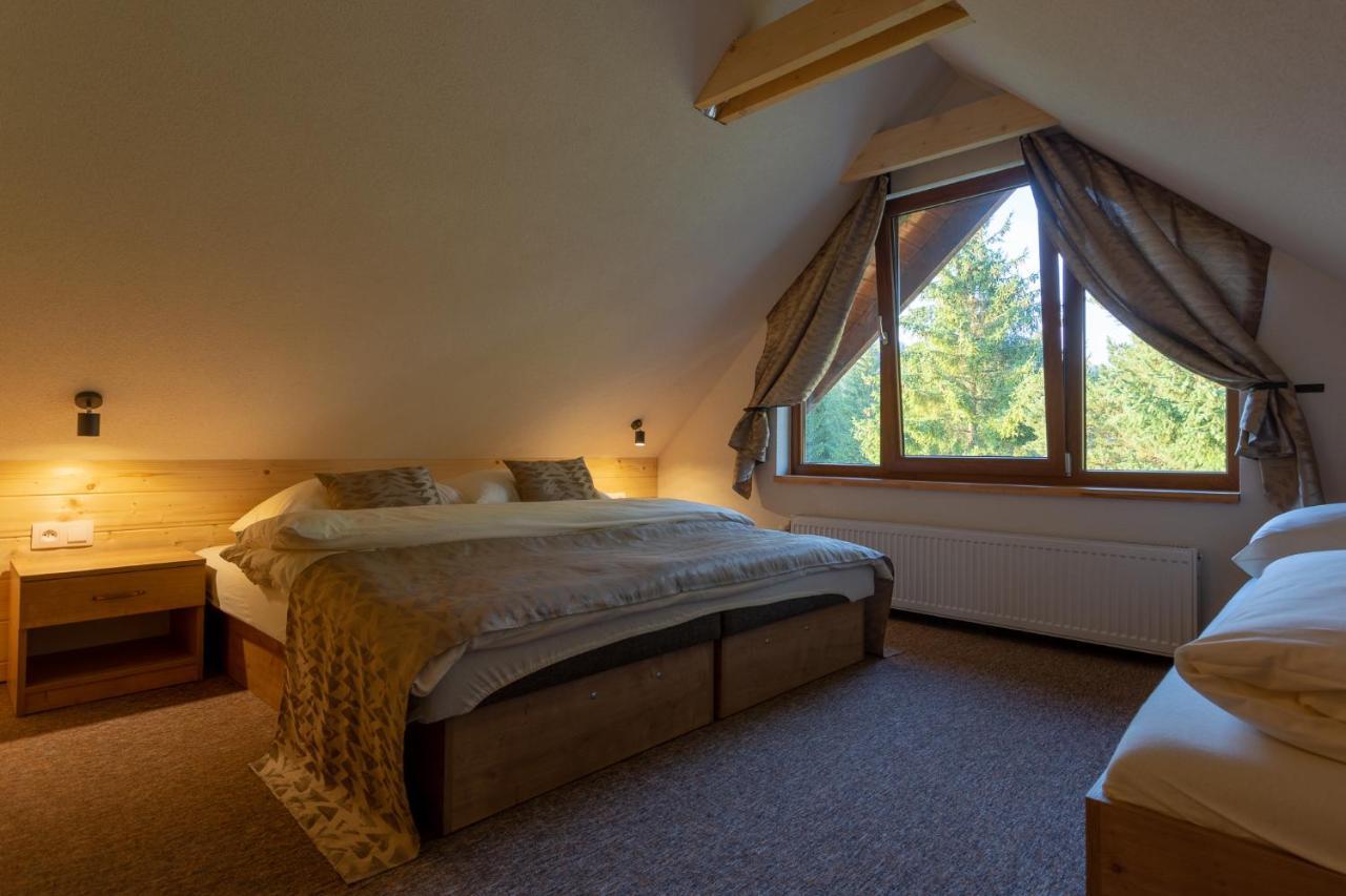 Apartmany A Studia Villa Flora Liptovska Sielnica Exterior photo